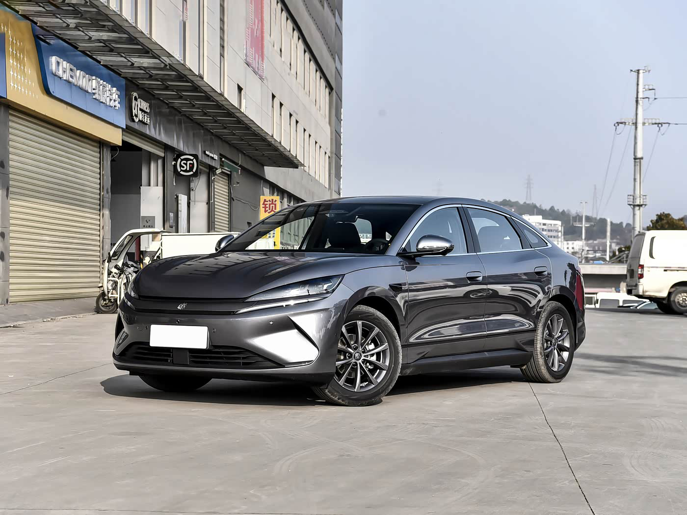 BYD Qin L 2025 EV 470KM Leading Edition - 5 