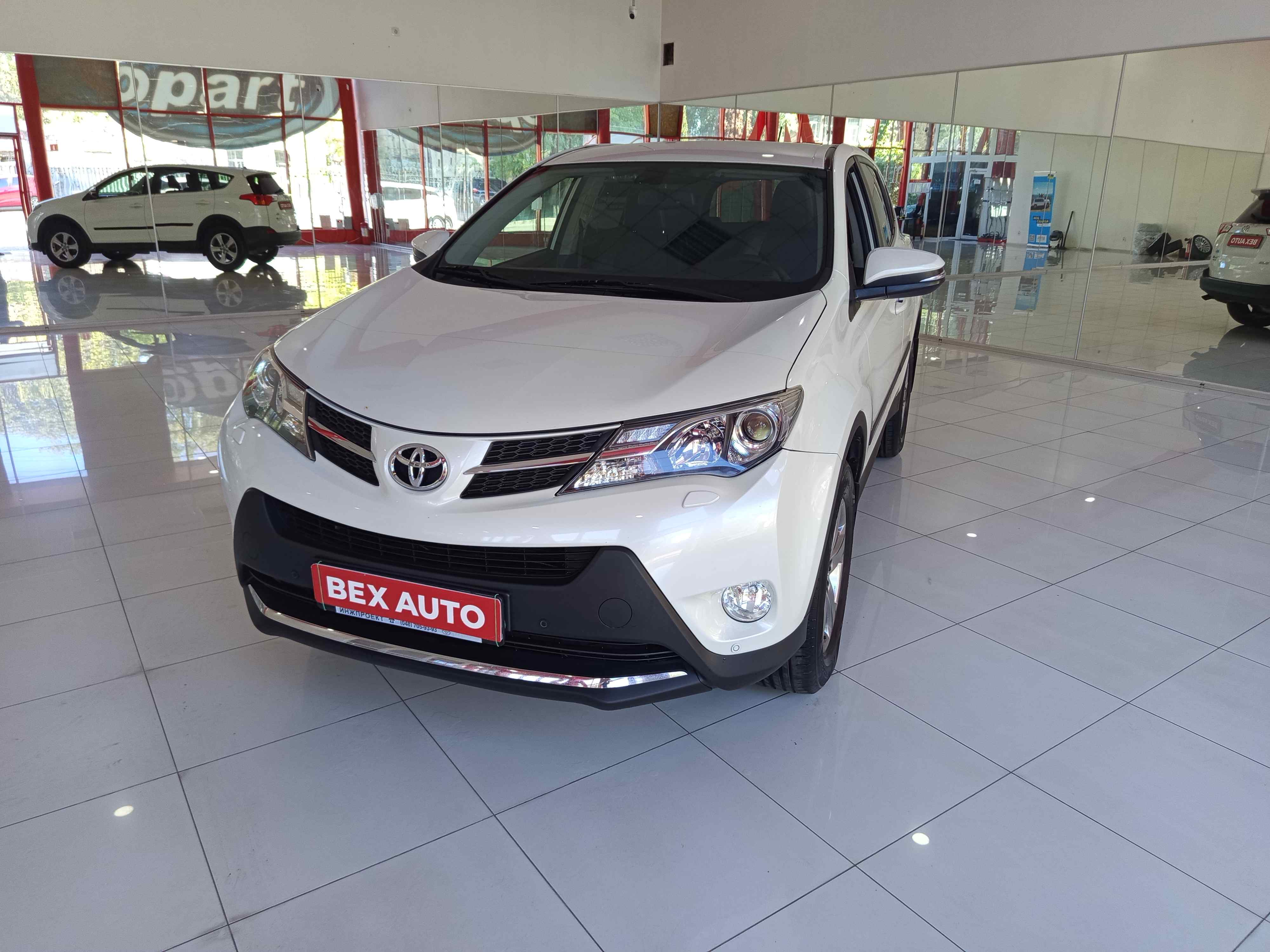 Toyota RAV4 2015 - 4 