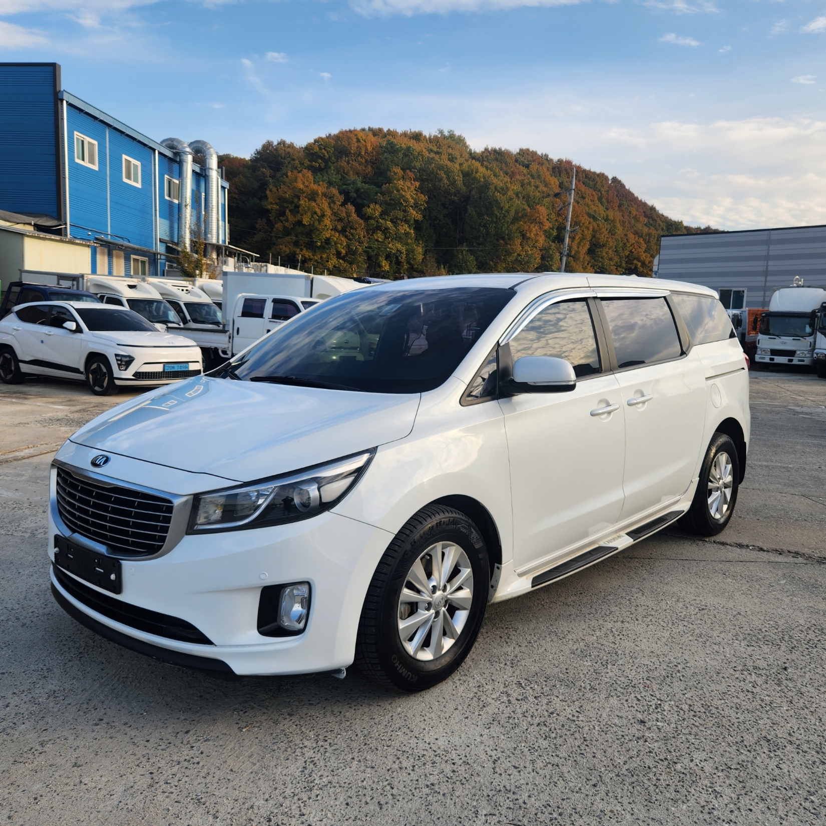 Kia Carnival 2017 - 2 