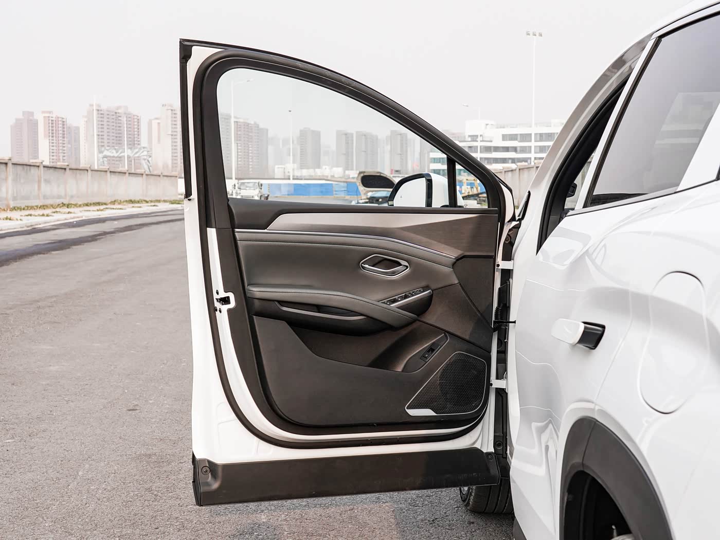 BYD Song L 2025 DM-i Smart Driving 160KM Superior Edition 16.58 BYD Song L 2025 DM-i Smart Driving 160KM Superior Edition 16.58