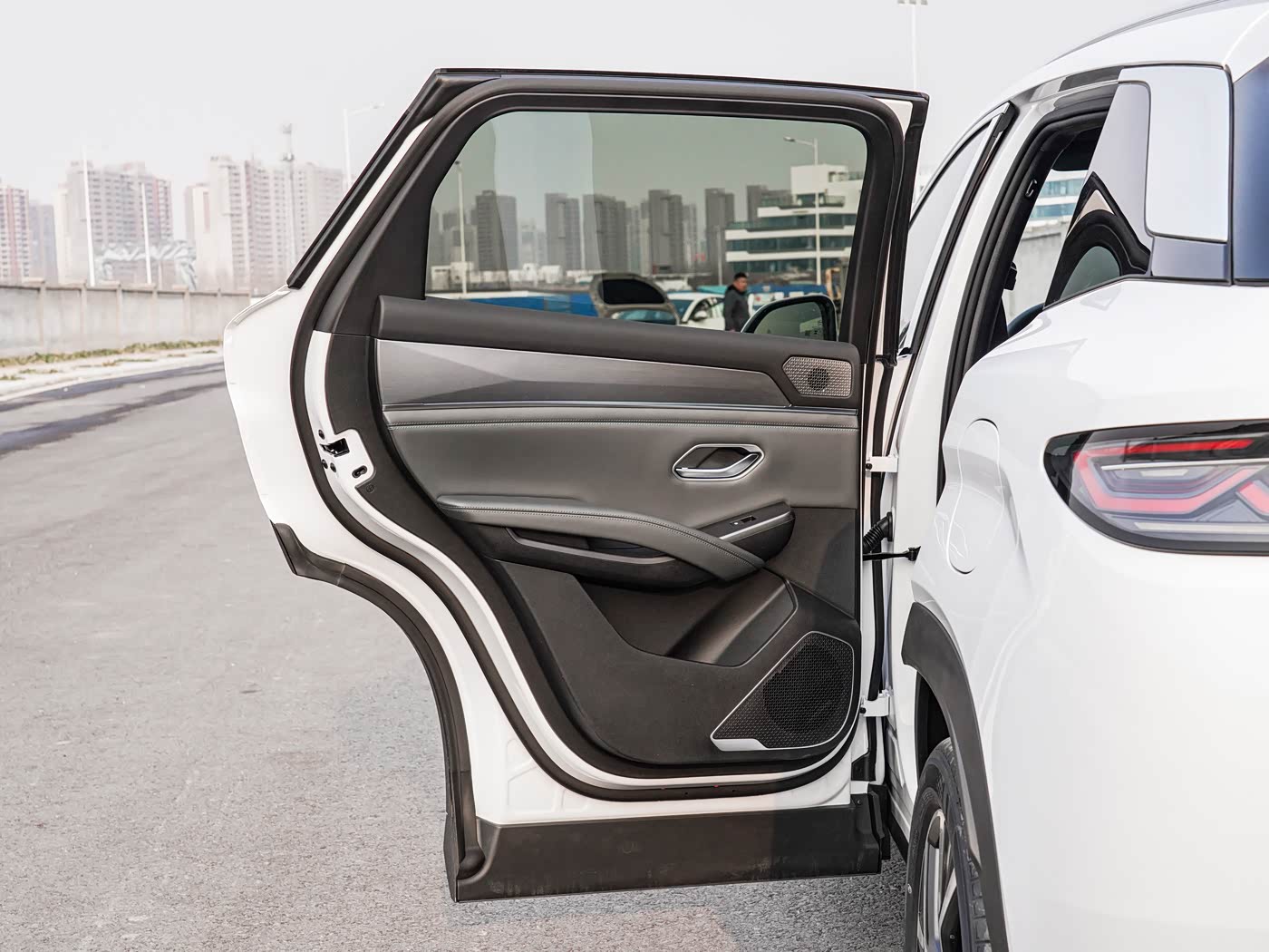 BYD Song L 2025 DM-i Smart Driving 160KM Superior Edition 16.58 BYD Song L 2025 DM-i Smart Driving 160KM Superior Edition 16.58