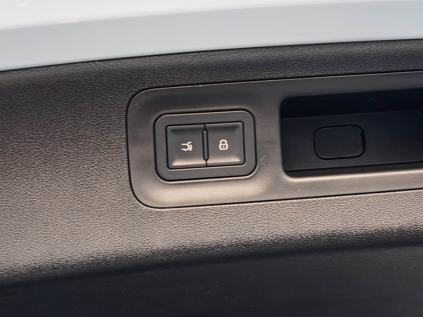 BYD Song L 2025 DM-i Smart Driving 160KM Superior Edition 16.58 BYD Song L 2025 DM-i Smart Driving 160KM Superior Edition 16.58