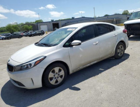 2017 KIA FORTE LX - 4 