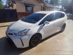 2016 TOYOTA PRIUS V - 1 