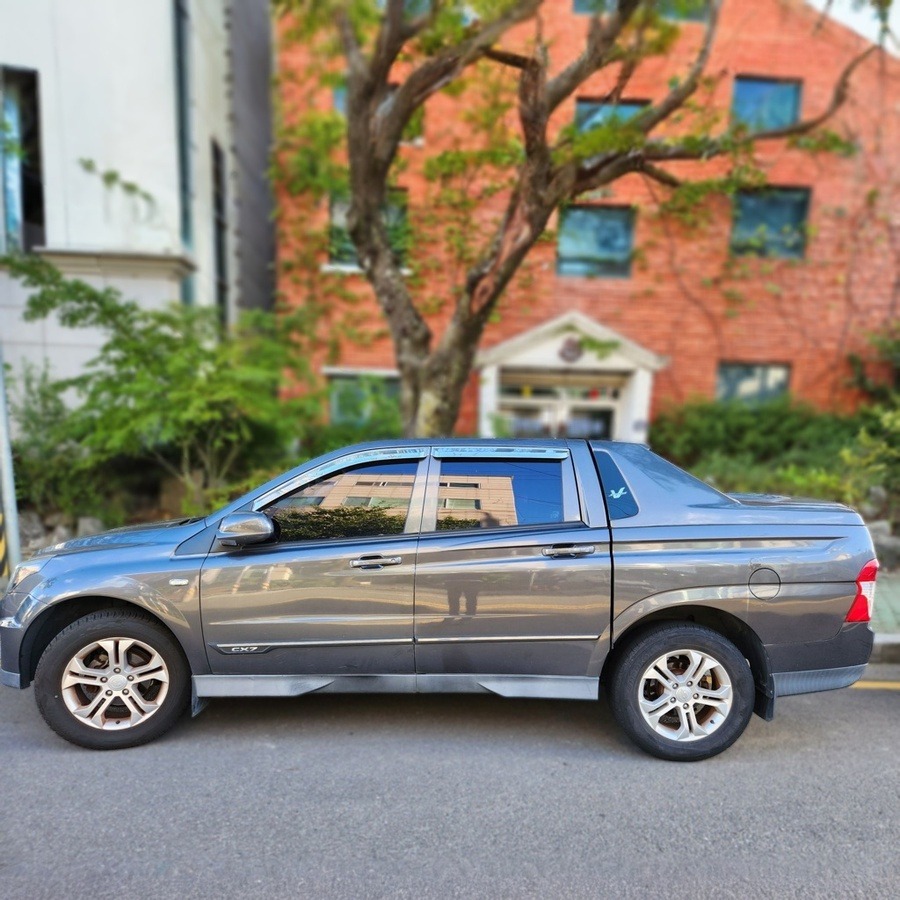 SsangYong Korando Sports 4WD 2013 - 2 