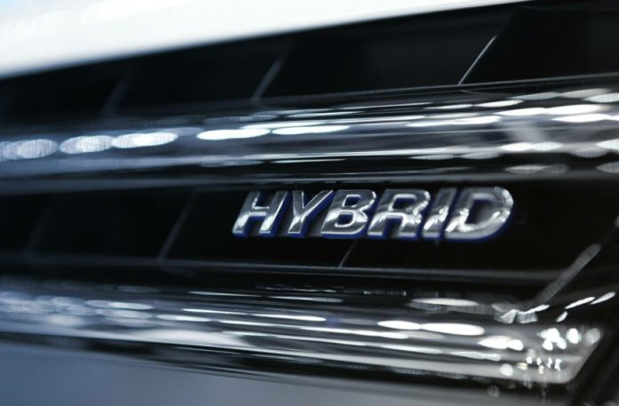 Зростаюча популярність гібридних автомобілів в Україні