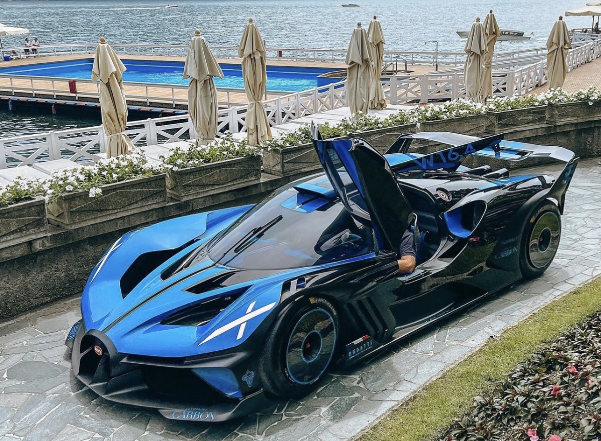 Bugatti Bolide, новый Bugatti Bolide, суперкар Bugatti, Bugatti Bolide 2024