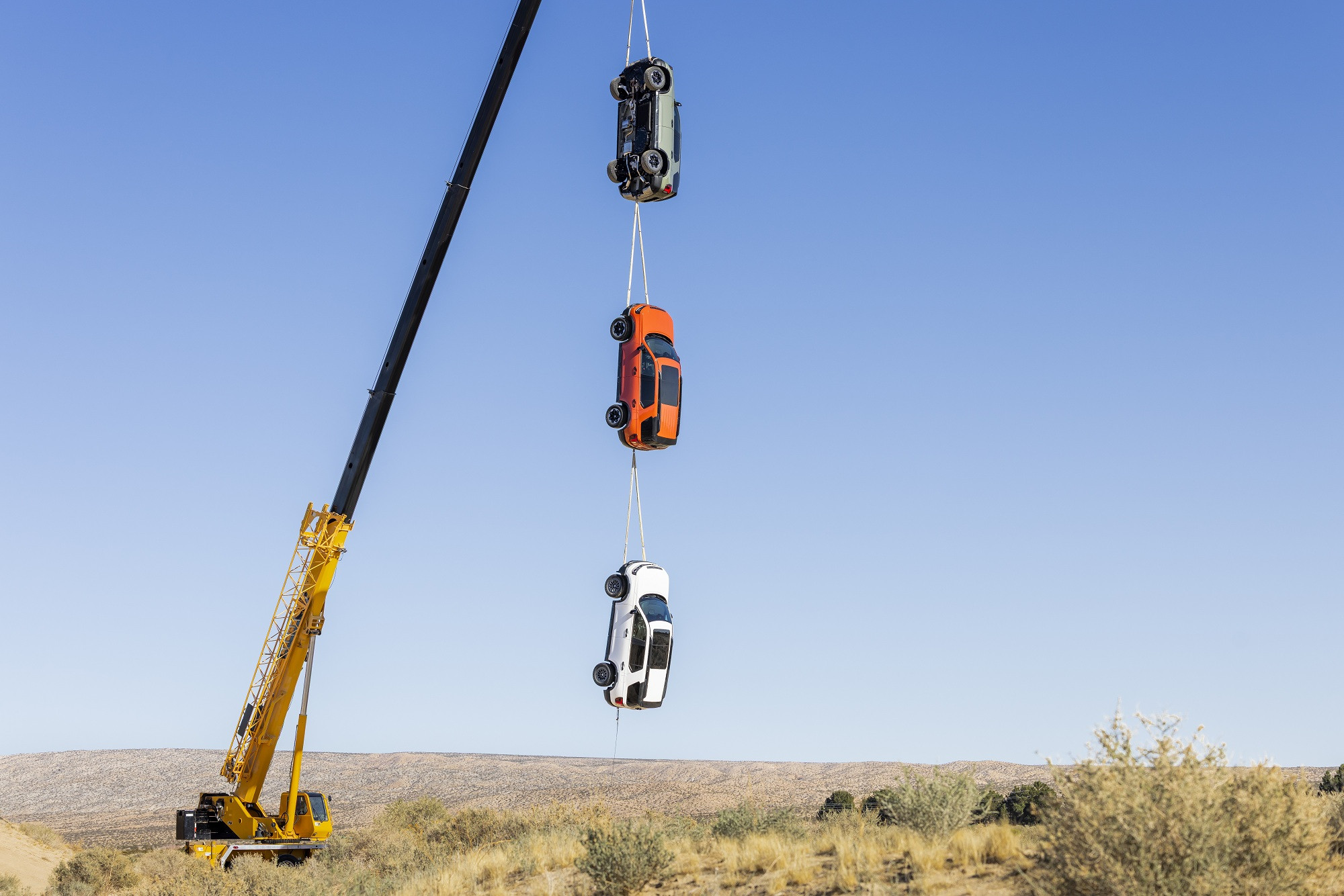 An extreme test: 2025 Honda Passport SUVs were hoisted 30 meters by crane to test their strength