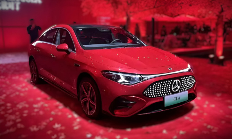 Mercedes-Benz has unveiled the new CLA EV in China: a longer wheelbase and a range of up to 866 km