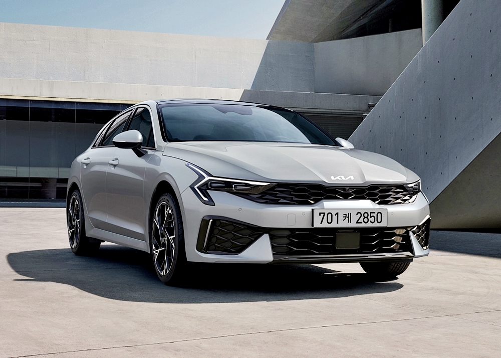 KIA K5 и K8 2026: обновлённые седаны с топовой комплектацией Best Selection и новым уровнем комфорта