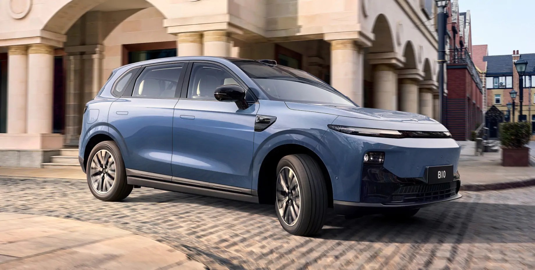 A new €30,000 electric crossover from Stellantis is coming to Ukraine — one of the most affordable in Europe