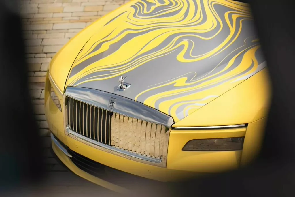 Rolls-Royce выпускает уникальный Spectre Semaphore