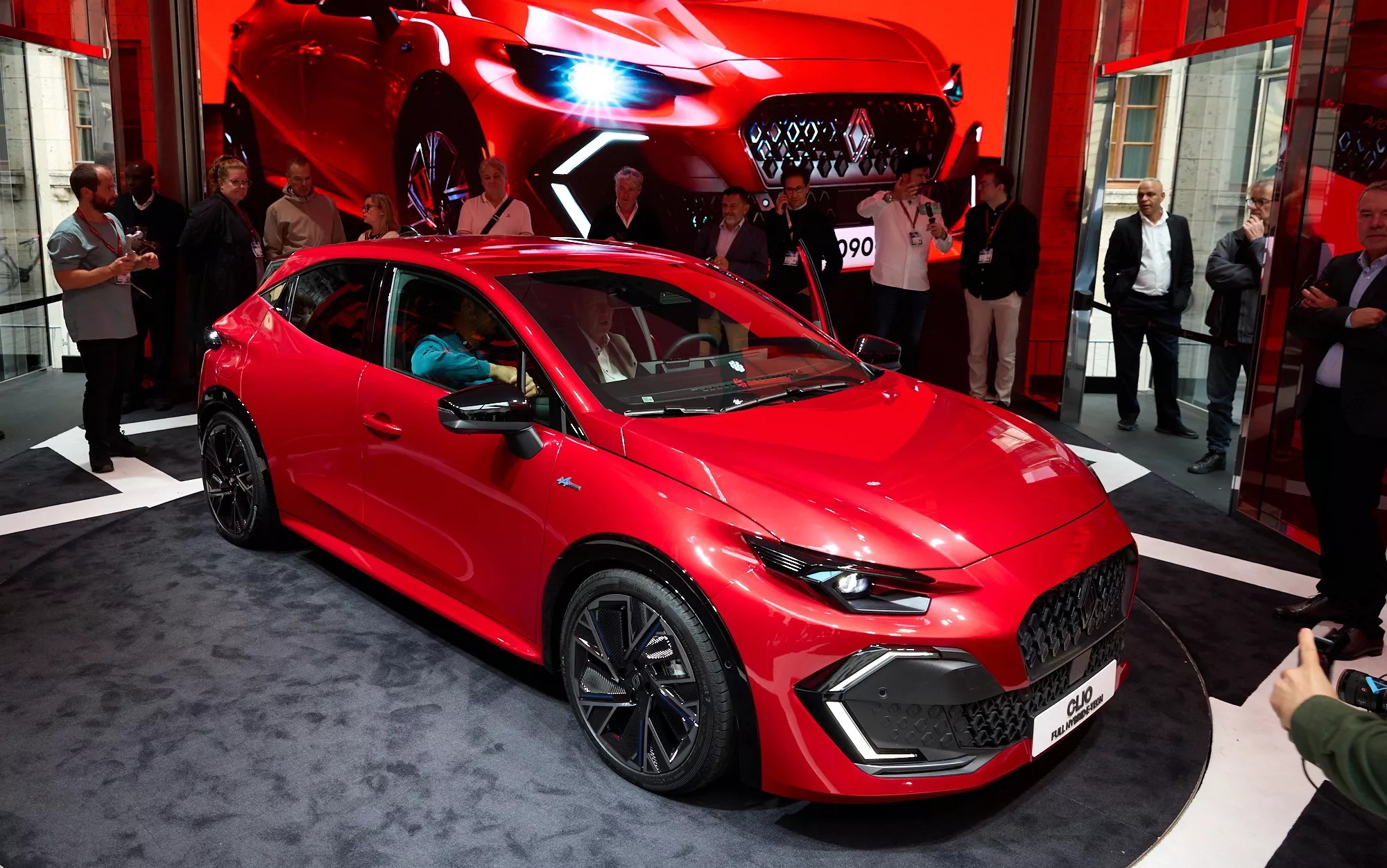 The new Mercedes GLC, the electric Skoda Octavia and the Porsche 911 Turbo S: the main premieres of the 2025 Munich auto show