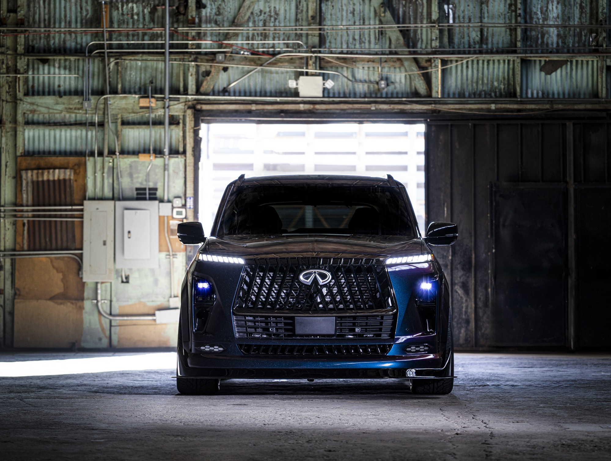 Nissan представил экстремальный Infiniti QX80 R-Spec на 1000 л.с. — мощного соперника Mercedes G-Class (фото)