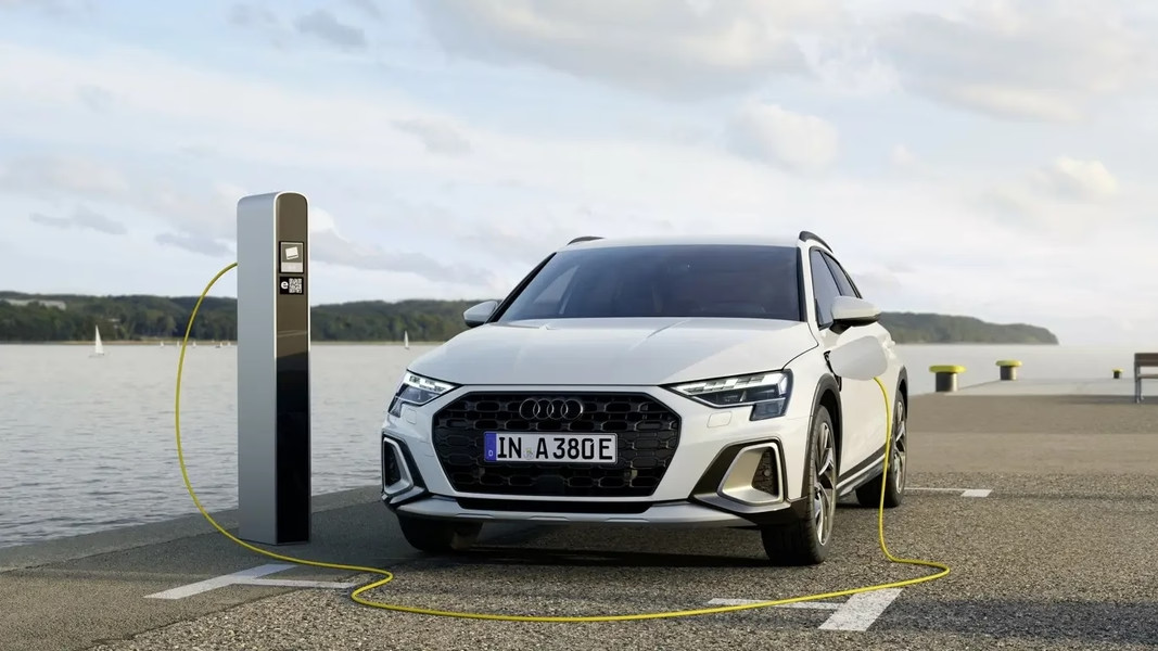 Представлено новий Audi A3 Allstreet: до 140 км/год без бензину і запас ходу 140 км