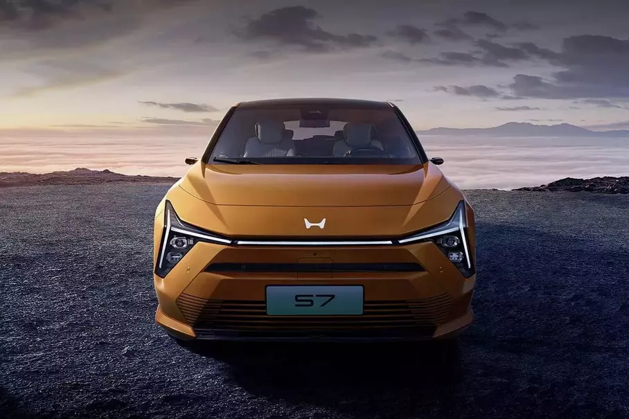 Honda S7 2025 – новый электрический кроссовер с запасом хода до 650 км