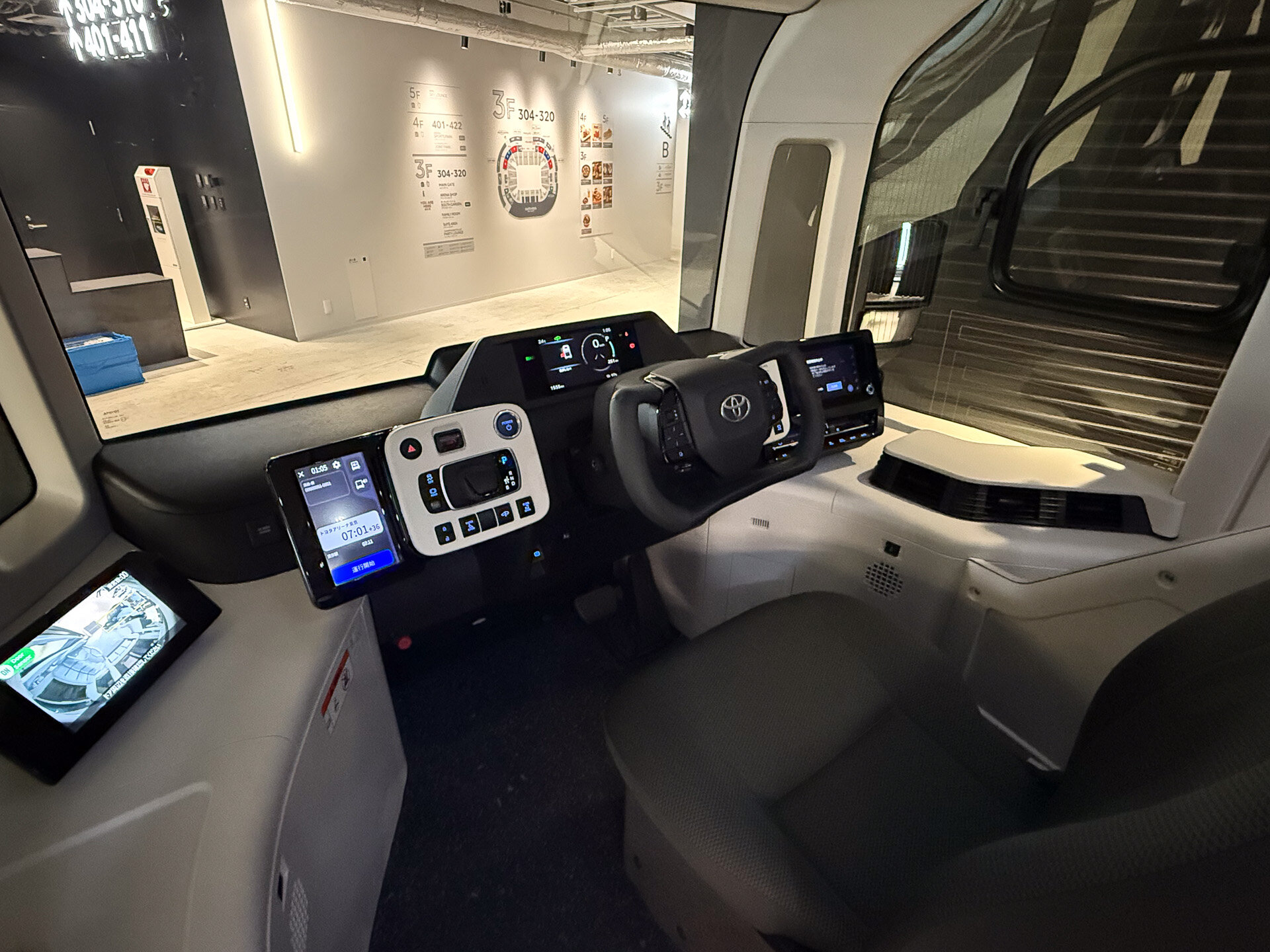 Toyota e-Palette: the electric bus of the future with autopilot and a 250 km range