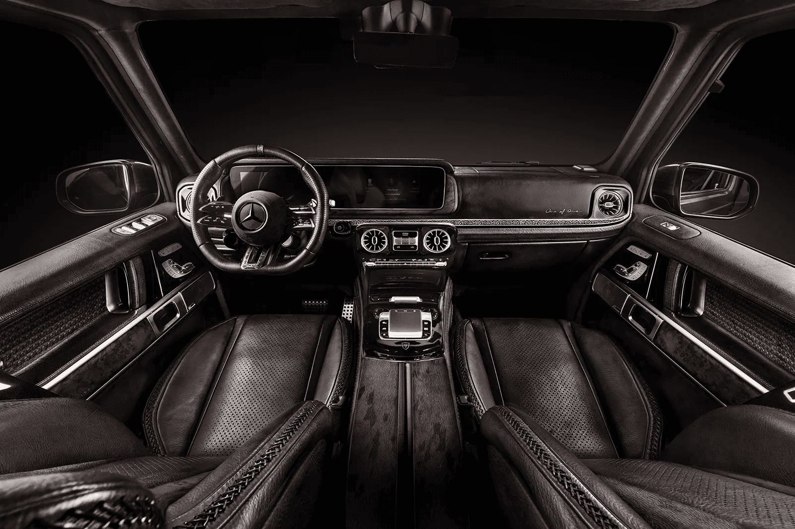 Роскошный охотничий Mercedes G-Viking: эксклюзивный «Гелик» с золотым оружием