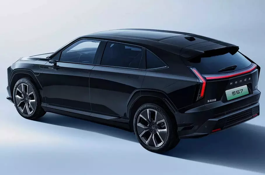 Honda S7 2025 – новый электрический кроссовер с запасом хода до 650 км