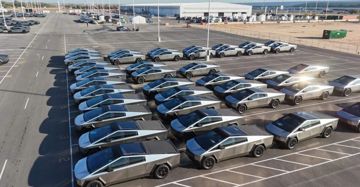кадиров зізнався у брехні про подарований Ілоном Маском Tesla Cybertruck: що стоїть за жартом?