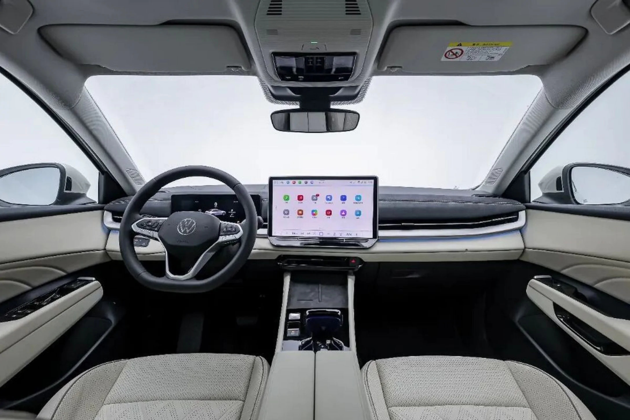 The new Volkswagen Sagitar L: an affordable family sedan — an alternative to the Volkswagen Jetta (photos)