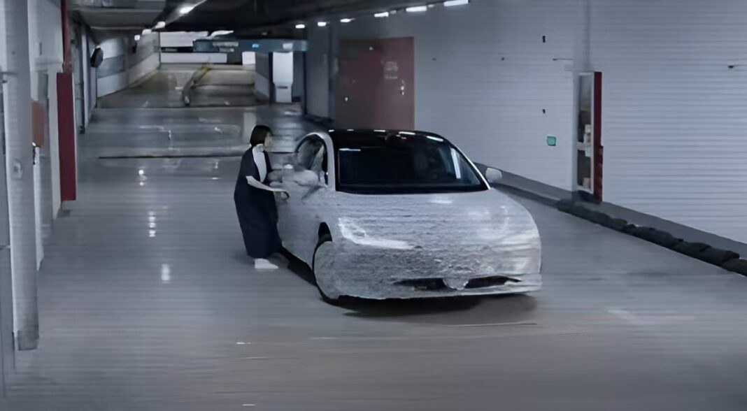 Технологія паркування на узбіччі від IM Motors вражає уяву та демонструє передове цифрове шасі