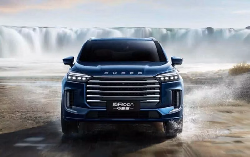 Новий Chery Exeed VX C-DM: 5-метровий гібридний позашляховик із запасом ходу 1300 км