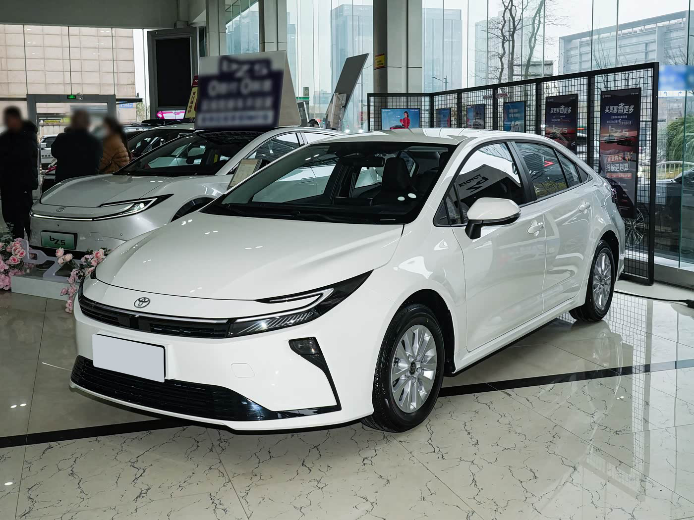 Toyota Corolla 2026 1.8L Hybrid Pioneer Edition - 2 