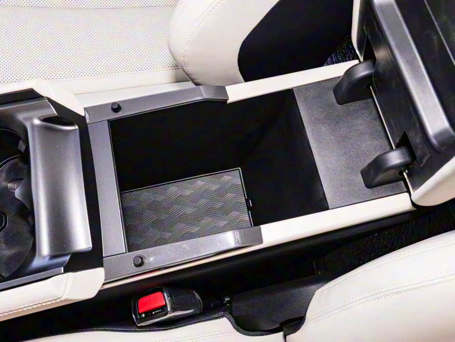 BYD Qin L 2025 DM-i Intelligent Driving BYD Qin L 2025 DM-i Intelligent Driving