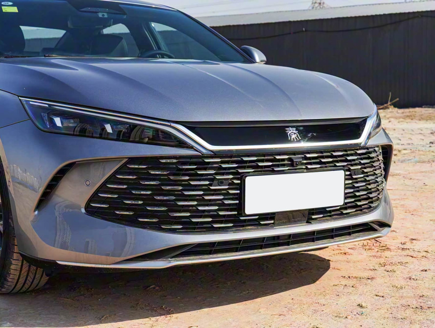 BYD Qin L 2025 DM-i Intelligent Driving BYD Qin L 2025 DM-i Intelligent Driving