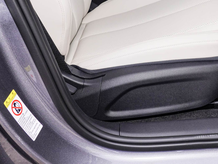 BYD Qin L 2025 DM-i Intelligent Driving BYD Qin L 2025 DM-i Intelligent Driving