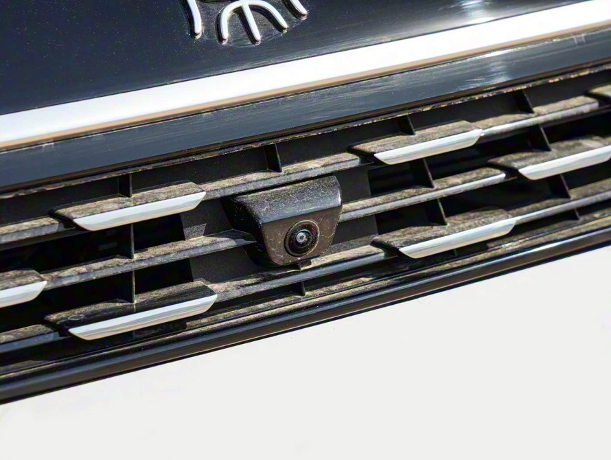 BYD Qin L 2025 DM-i Intelligent Driving BYD Qin L 2025 DM-i Intelligent Driving