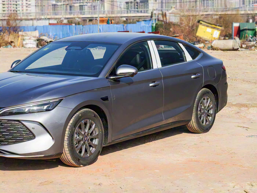 BYD Qin L 2025 DM-i Intelligent Driving BYD Qin L 2025 DM-i Intelligent Driving