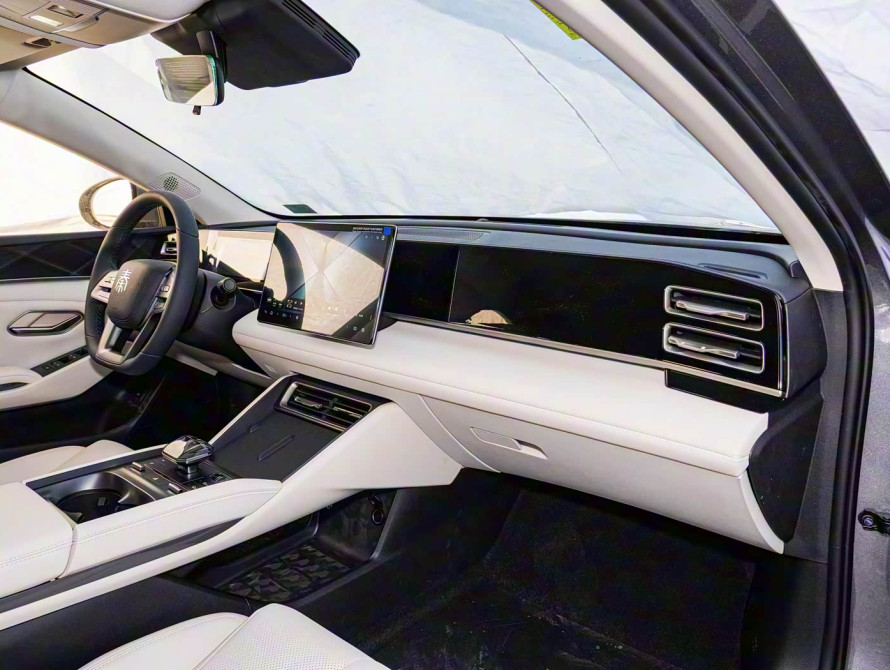 BYD Qin L 2025 DM-i Intelligent Driving BYD Qin L 2025 DM-i Intelligent Driving