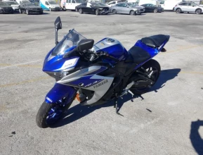 YAMAHA YZFR3 2015 - 4 