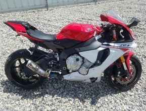 YAMAHA YZFR1 2015 - 2 
