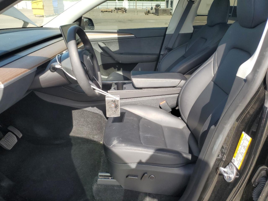 Tesla Model Y 2024 Tesla Model Y 2024