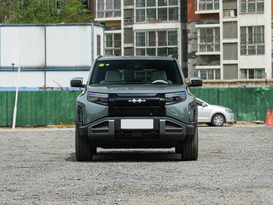 Leopard Titanium 3 2025 4WD Max Leopard Titanium 3 2025 4WD Max