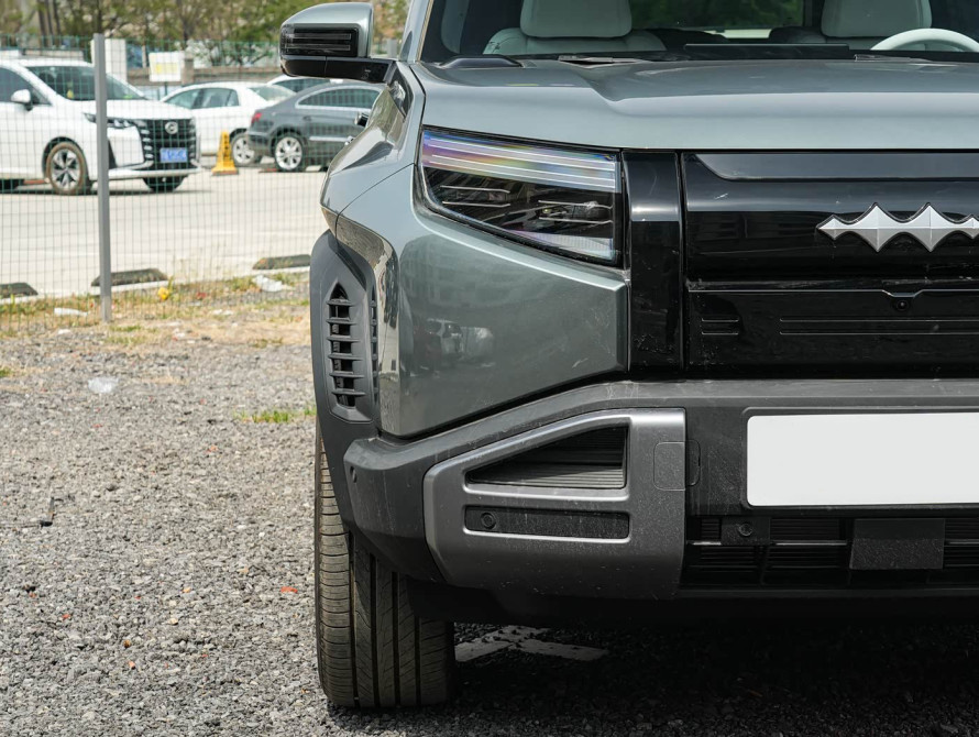 Leopard Titanium 3 2025 4WD Max Leopard Titanium 3 2025 4WD Max