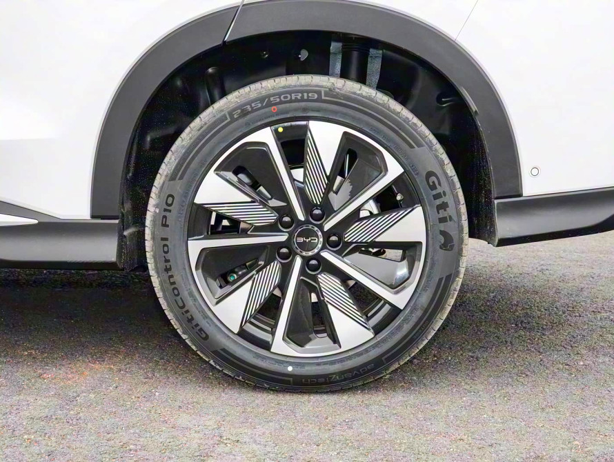 BYD Song Plus 2025 DM-i Premium BYD Song Plus 2025 DM-i Premium