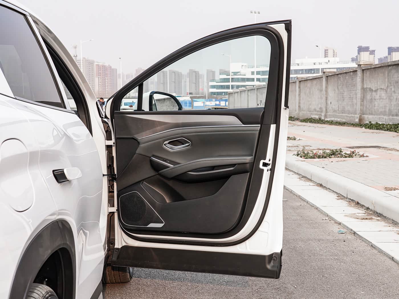 BYD Song L 2025 DM-i Smart Driving 160KM Superior Edition 16.58 BYD Song L 2025 DM-i Smart Driving 160KM Superior Edition 16.58