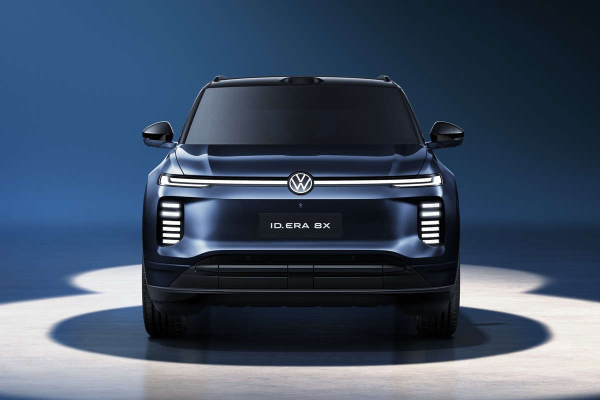 The new Volkswagen ID.Era 8X has a range of up to 1,500 km and a price of